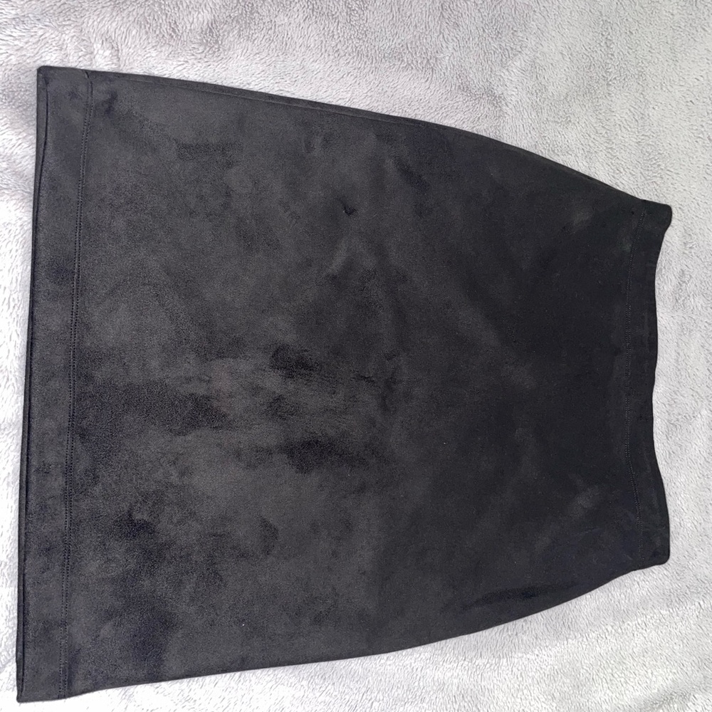 Black Velvet BCBG MAXAZRIA Pencil Skirt